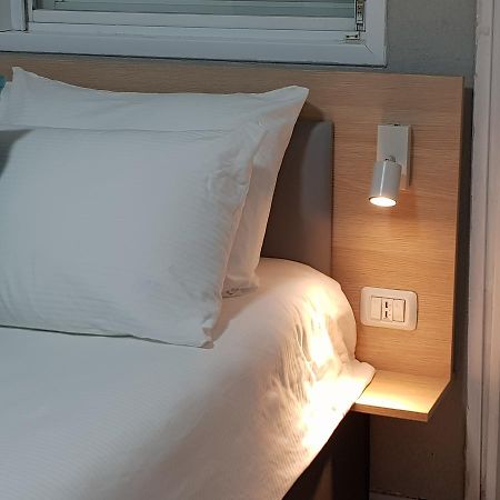 Guest House The Erez Or Yehuda Exterior foto